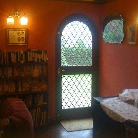 Newcourt B & B Ллантвіт-Мейджор Екстер'єр фото